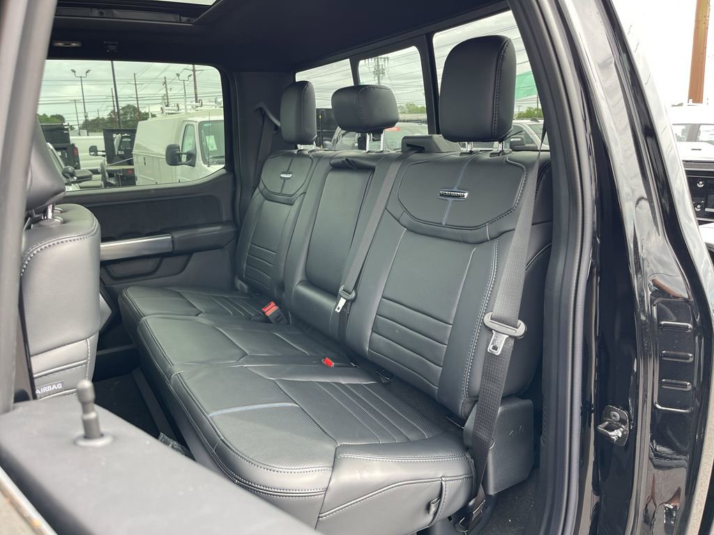 New 2025 Ford F350 Platinum image 19
