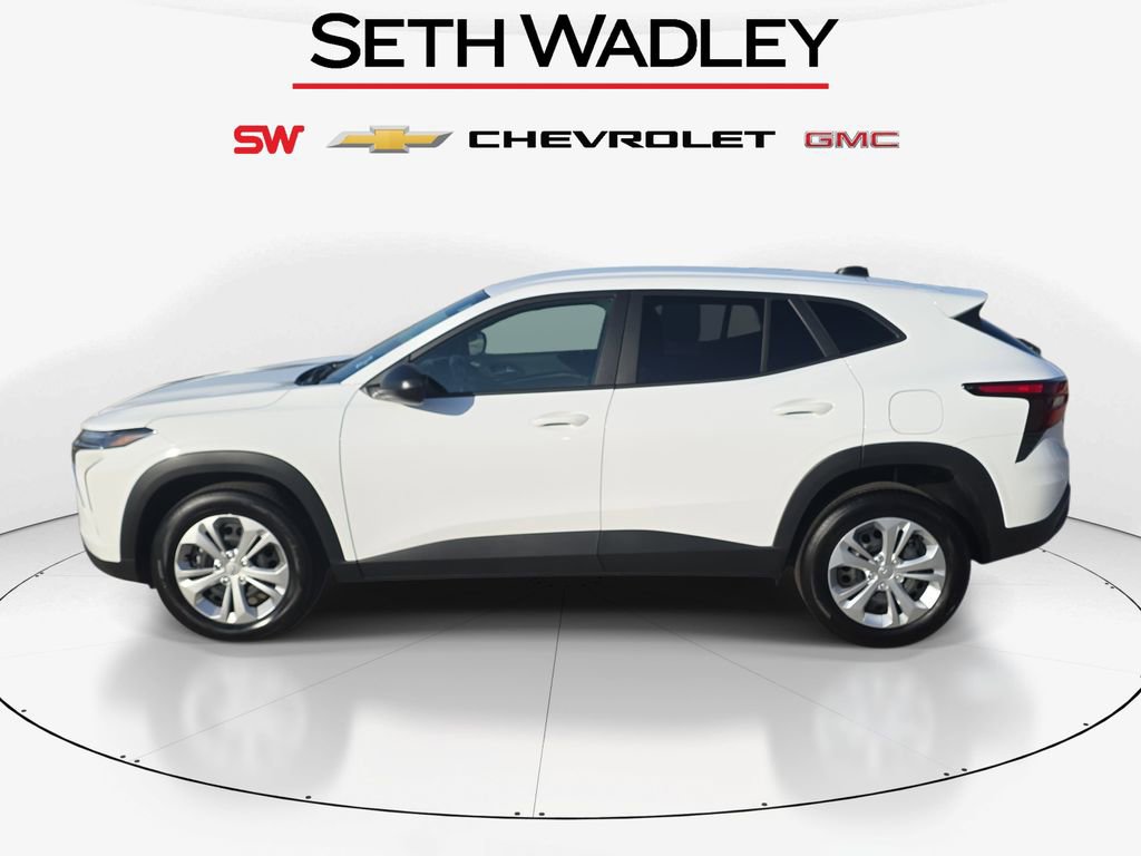 Used 2026 Chevrolet Trax LS w/ Driver Confidence Package image 4