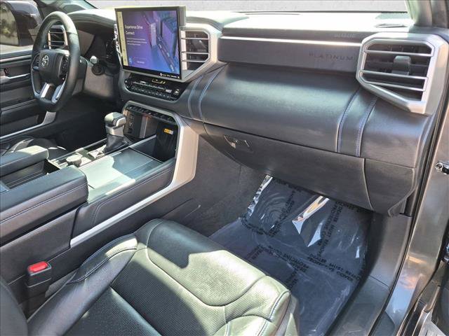 Used 2024 Toyota Sequoia Platinum AWD/4WD image 23