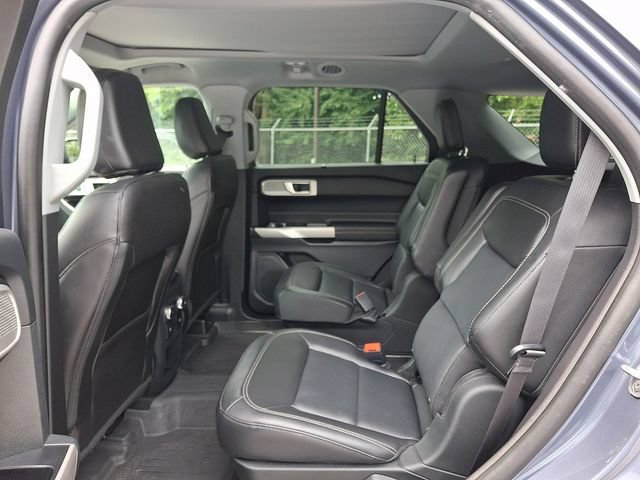 Used 2021 Ford Explorer Limited w/ Equipment Group 301A AWD/4WD image 10