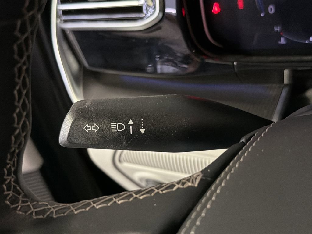 New 2026 Jeep Grand Wagoneer Summit w/ Premium Group III image 18