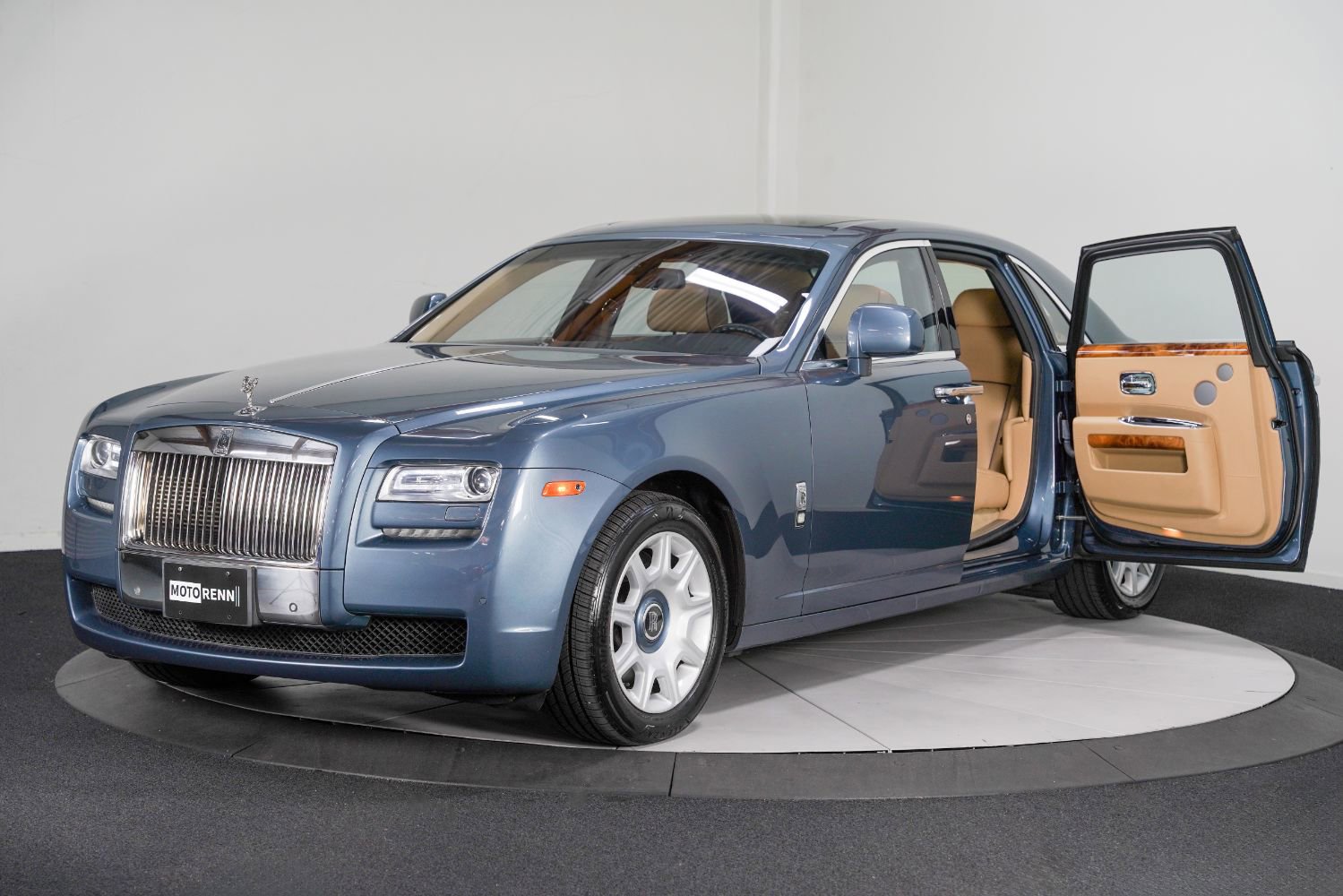 Used 2011 Rolls-Royce Ghost RWD image 5
