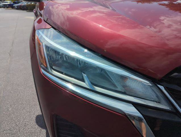 Certified 2023 Nissan Kicks SV FWD image 17