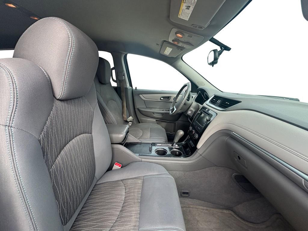 Used 2016 Chevrolet Traverse LT image 15