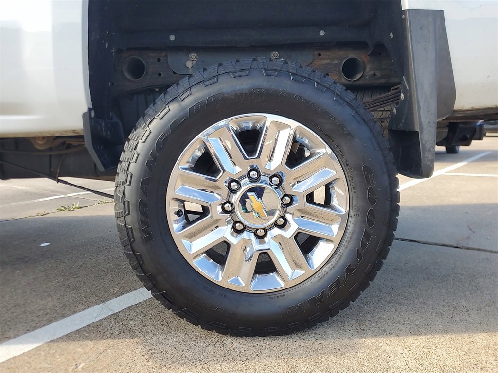 Used 2019 Chevrolet Silverado 2500 LT w/ All Star Edition image 8