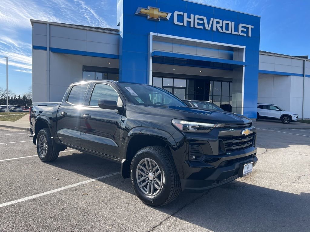 New 2025 Chevrolet Colorado LT w/ LT Convenience Package image 1