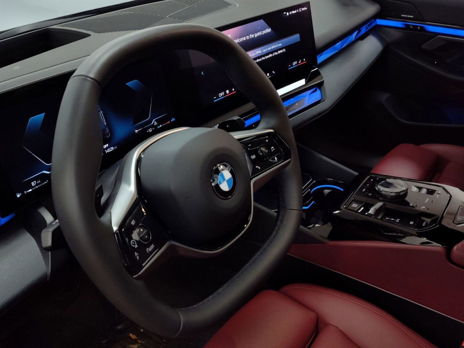 Certified 2025 BMW 540i xDrive image 18