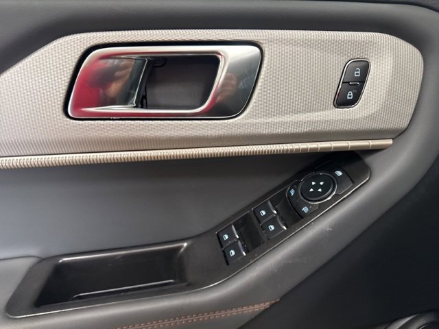 New 2026 Ford Explorer Active w/ Active Comfort Package image 22
