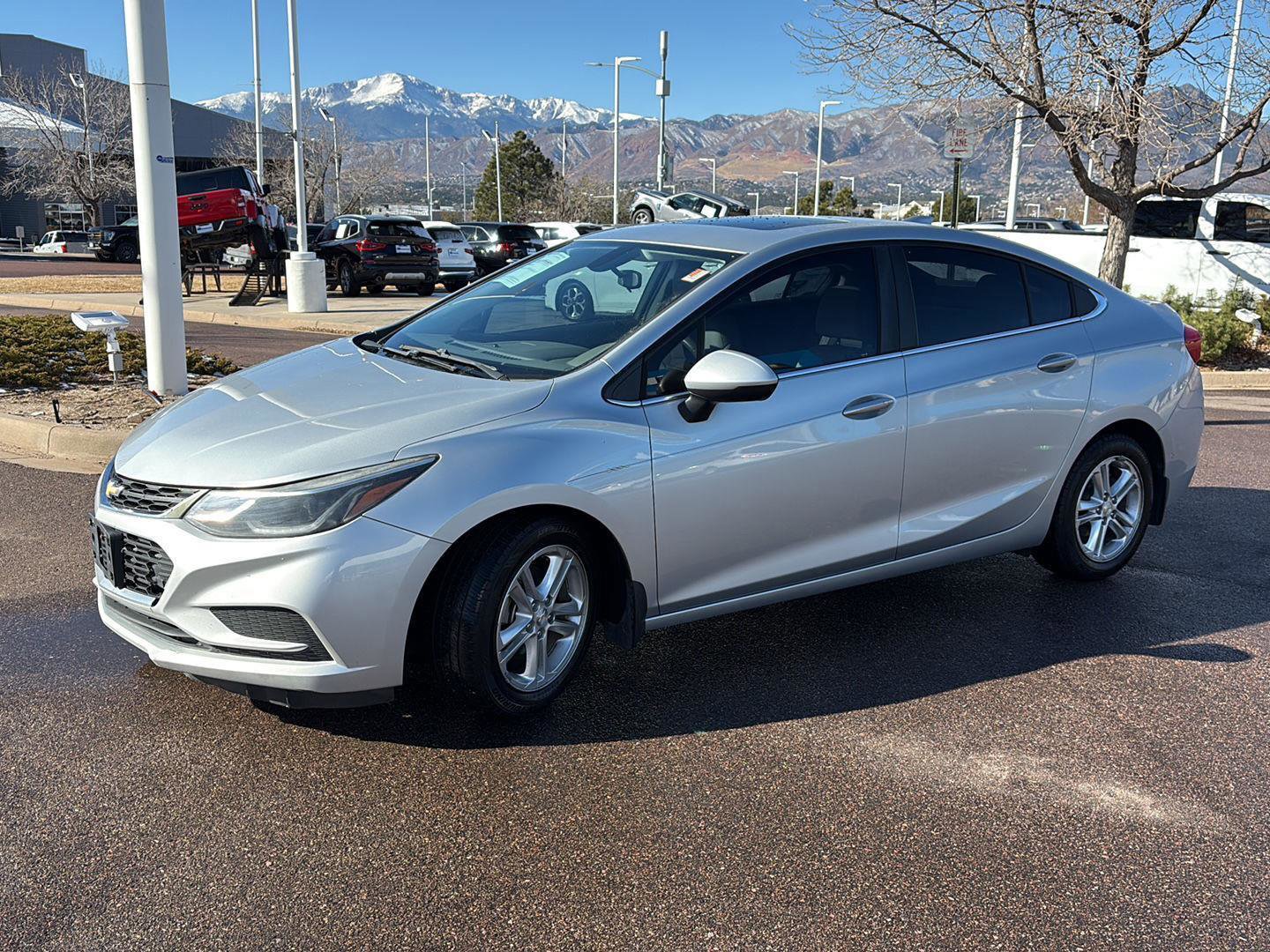 Used 2016 Chevrolet Cruze LT w/ Sun And Sound Package image 3