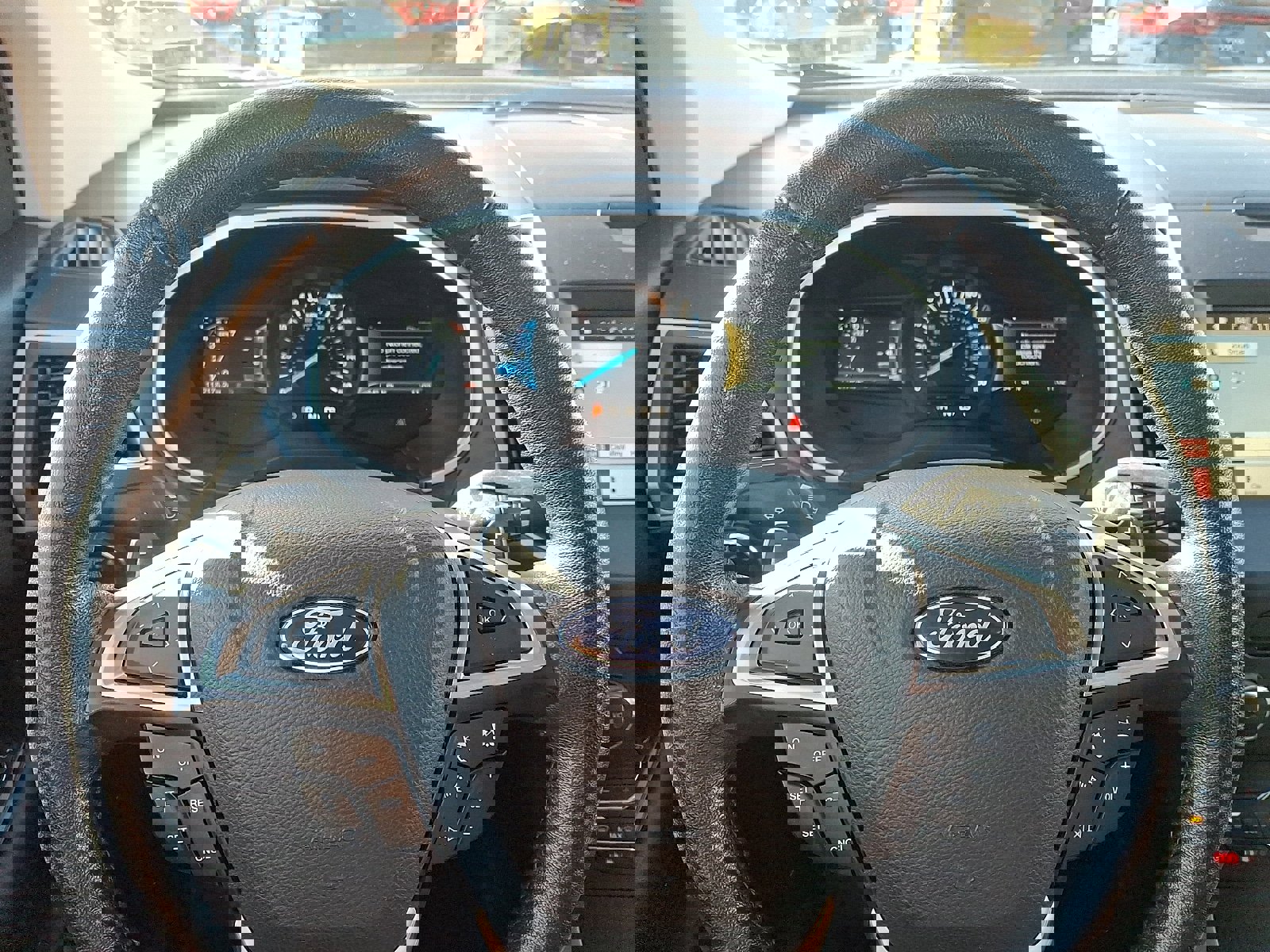 Used 2018 Ford Edge SEL w/ Equipment Group 201A image 21