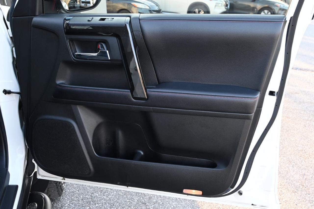 Used 2019 Toyota 4Runner TRD Off-Road image 31