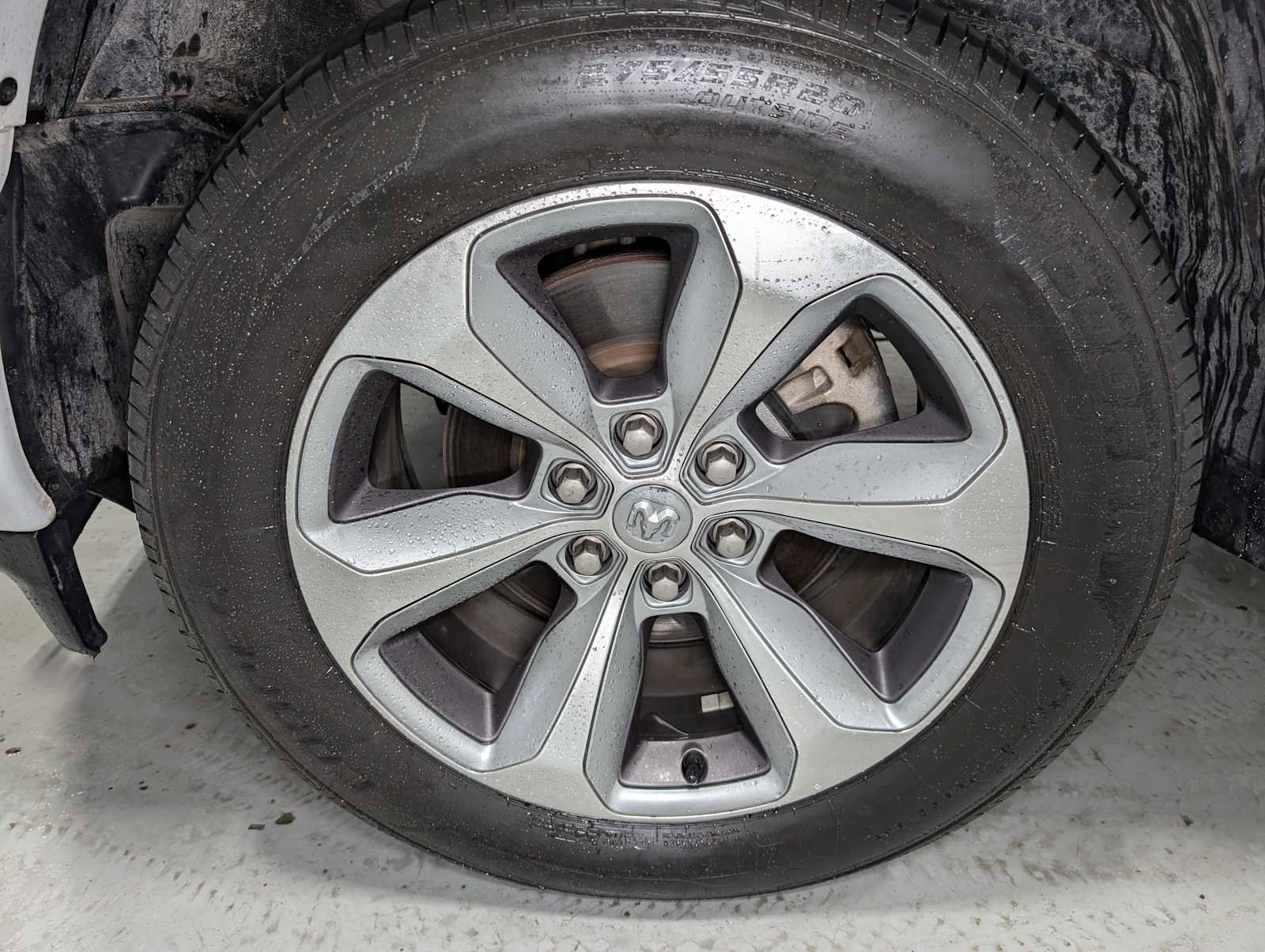 Used 2020 RAM 1500 Limited image 3