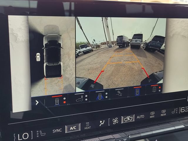 Certified 2025 GMC Hummer EV 2X AWD/4WD image 10
