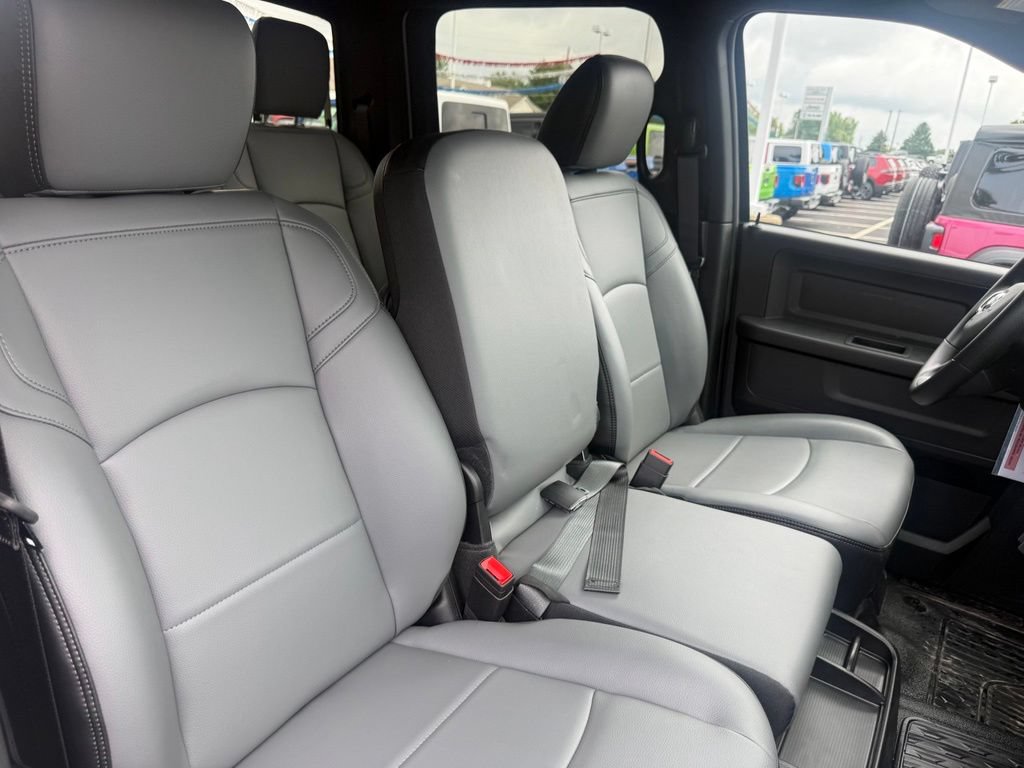 New 2026 RAM 5500 Tradesman w/ Chrome Appearance Group AWD/4WD image 54