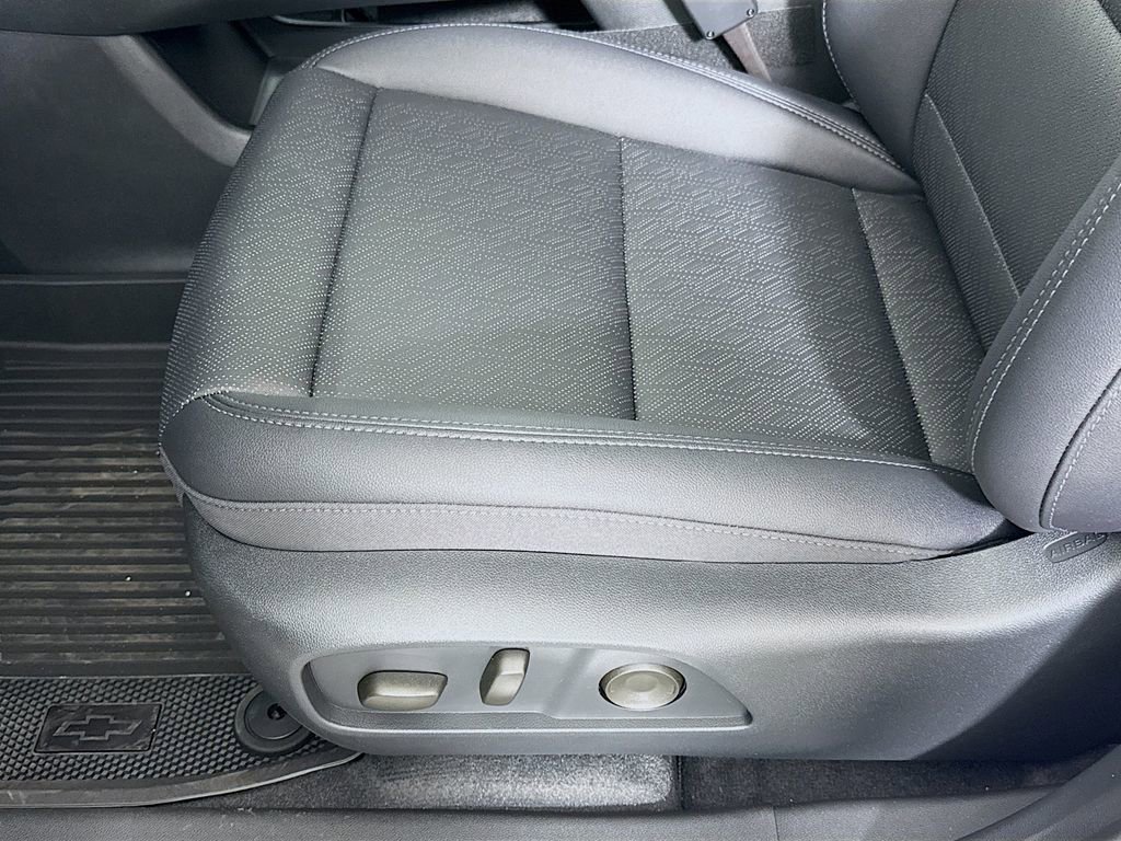 New 2026 Chevrolet Equinox LT w/ Convenience Package II AWD/4WD image 19