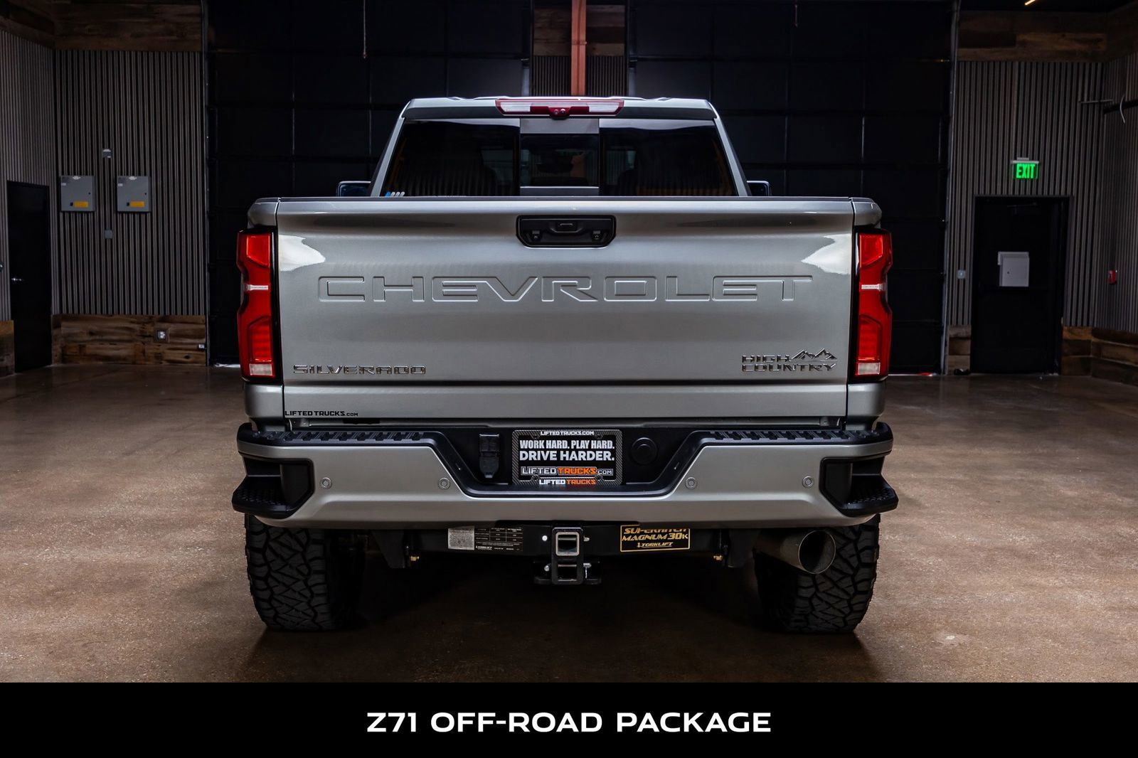 Used 2024 Chevrolet Silverado 2500 High Country w/ High Country Premium Package AWD/4WD image 8