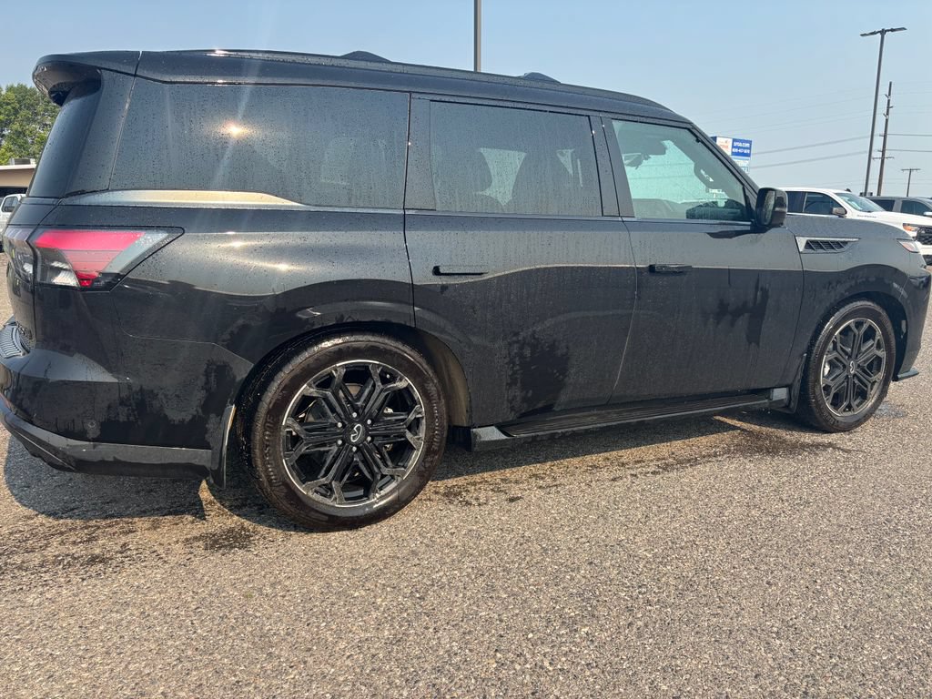 Used 2026 INFINITI QX80 4WD image 2