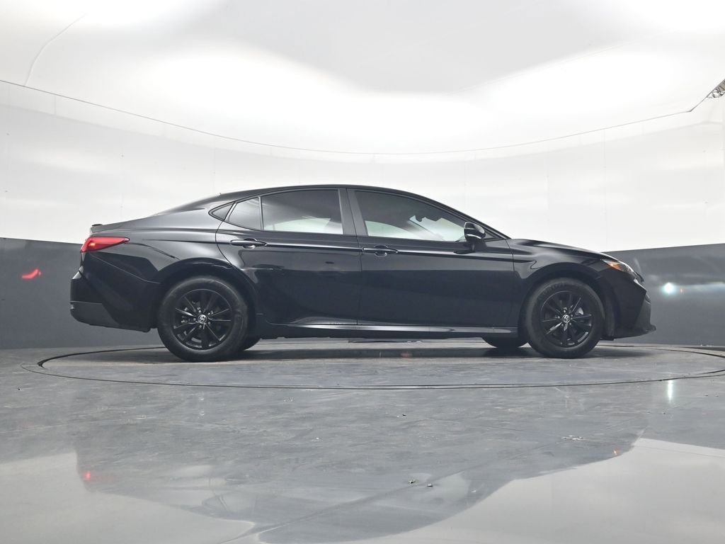 Used 2025 Toyota Camry LE w/ Convenience Package image 24