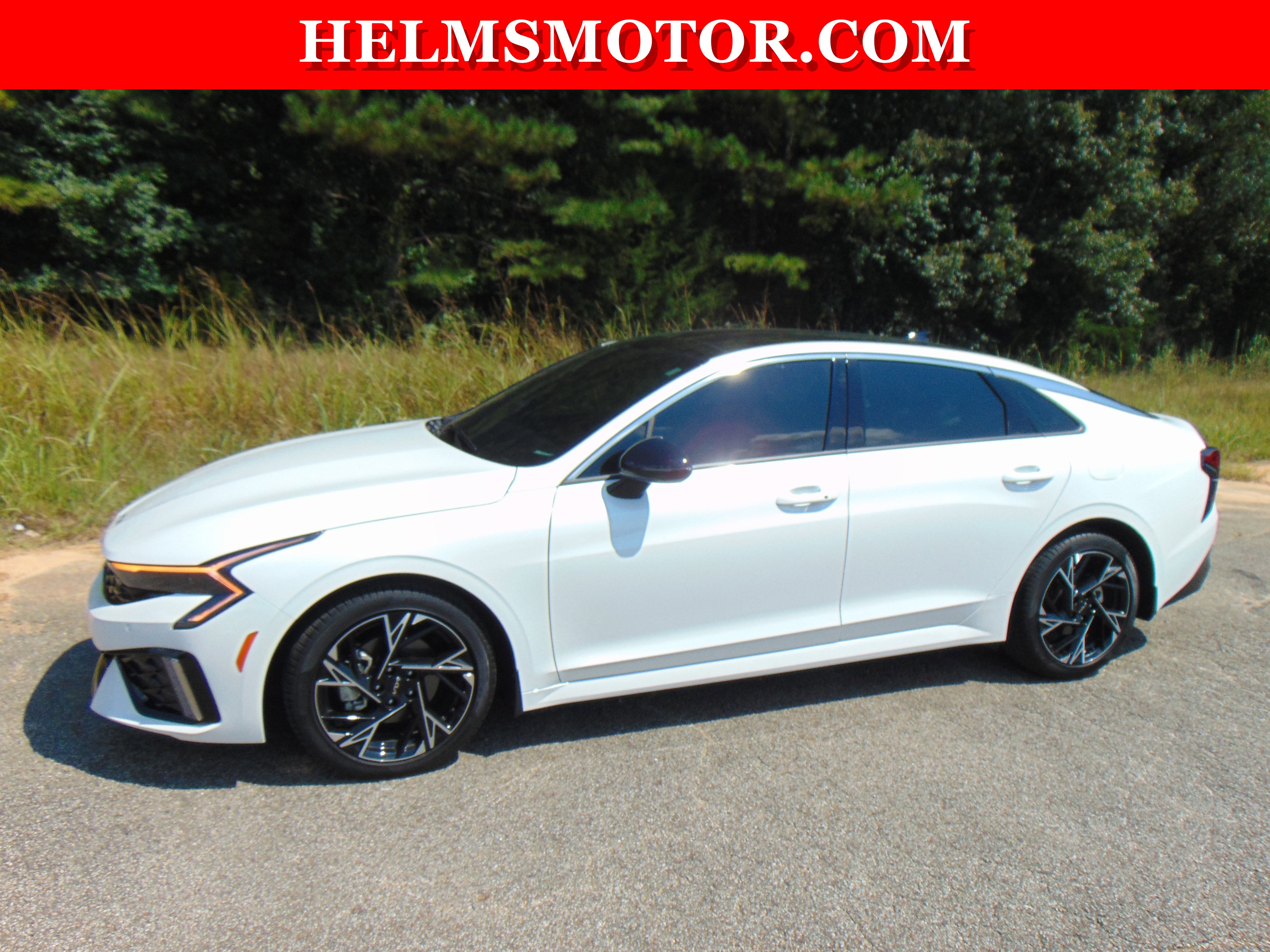 Used 2025 Kia K5 GT-Line w/ GT-Line Premium Package image 3