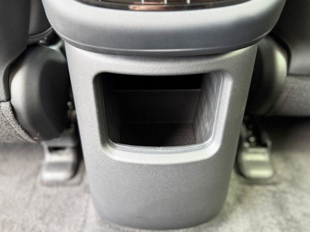 New 2026 Hyundai Ioniq 9 SEL image 12