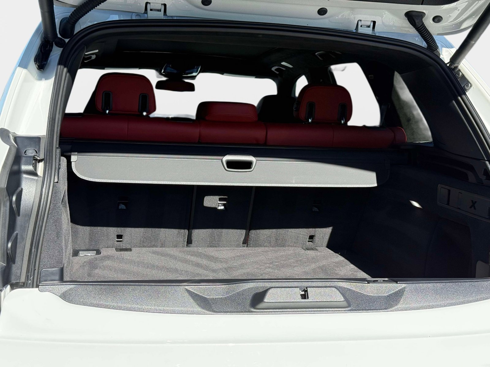 Used 2025 BMW X5 M Competition w/ Executive Package image 25