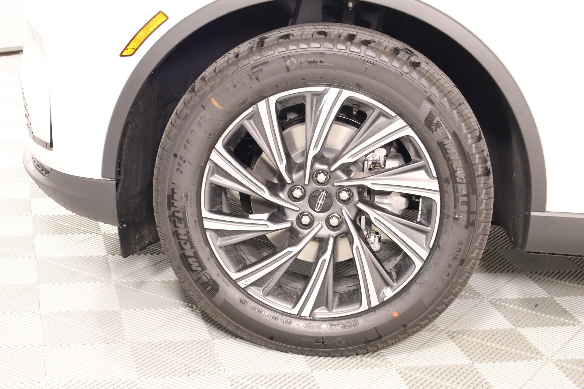New 2026 Lincoln Aviator AWD image 18
