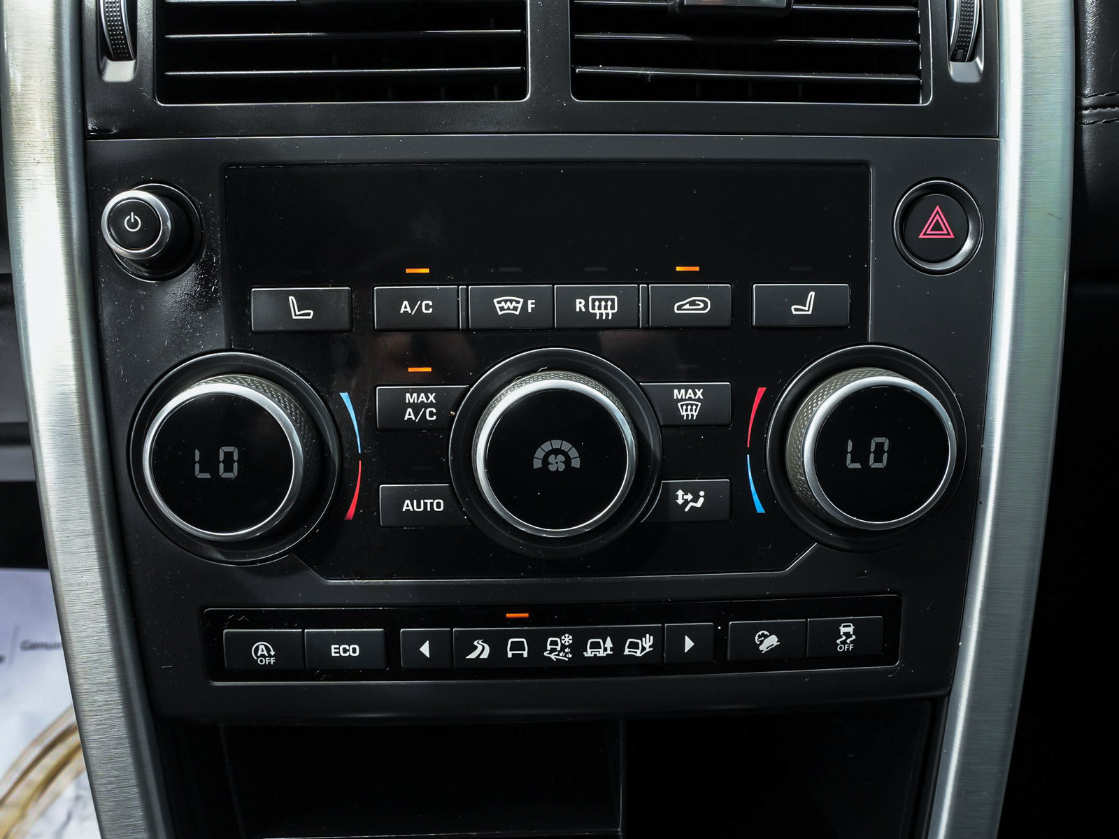 Used 2019 Land Rover Discovery Sport HSE Luxury AWD/4WD image 25