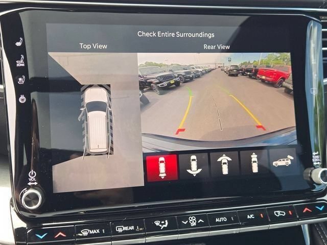 New 2026 Jeep Grand Wagoneer Limited AWD/4WD image 36