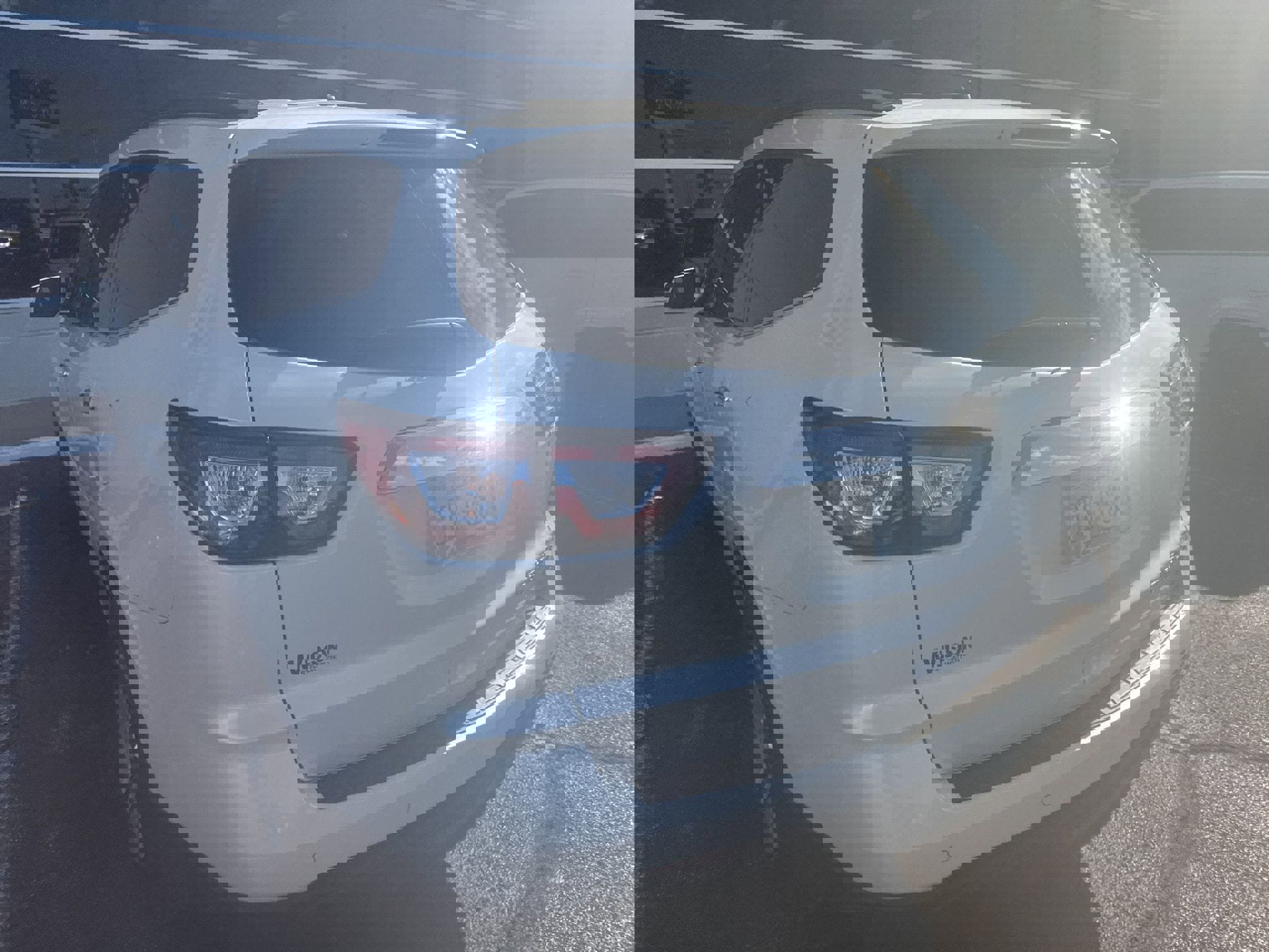 Used 2015 Chevrolet Traverse LT image 3