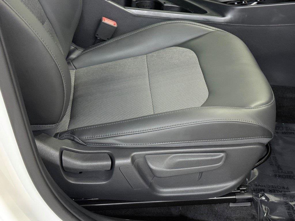 Used 2023 Kia Niro EX image 12
