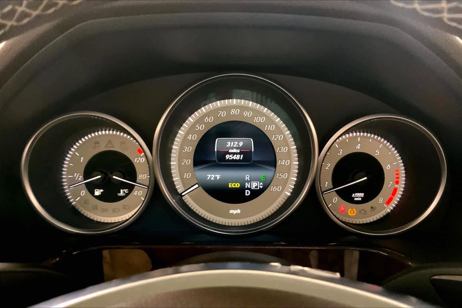 Used 2014 Mercedes-Benz E 350 Sedan image 25
