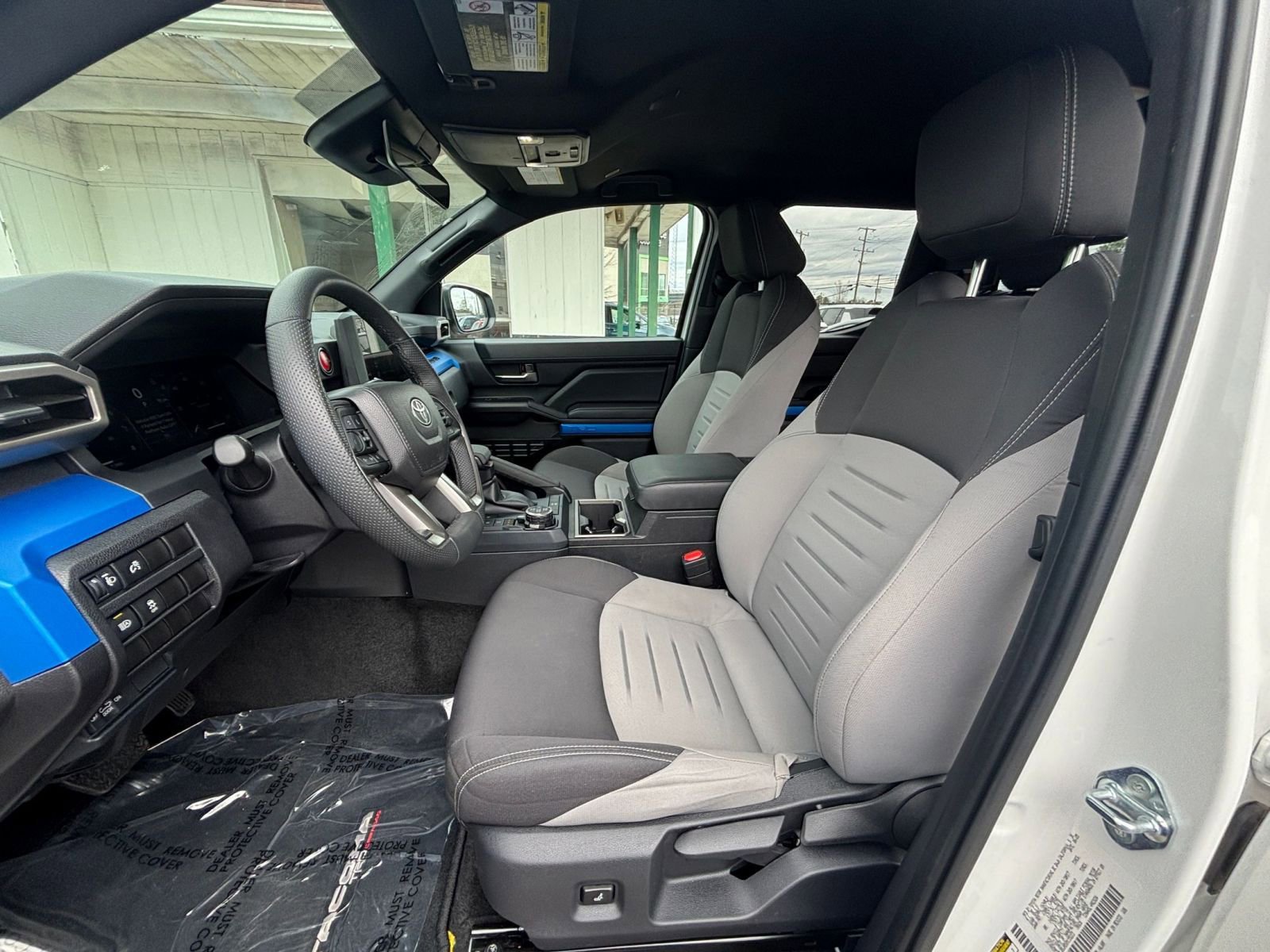 Used 2025 Toyota Tacoma TRD Off-Road image 27