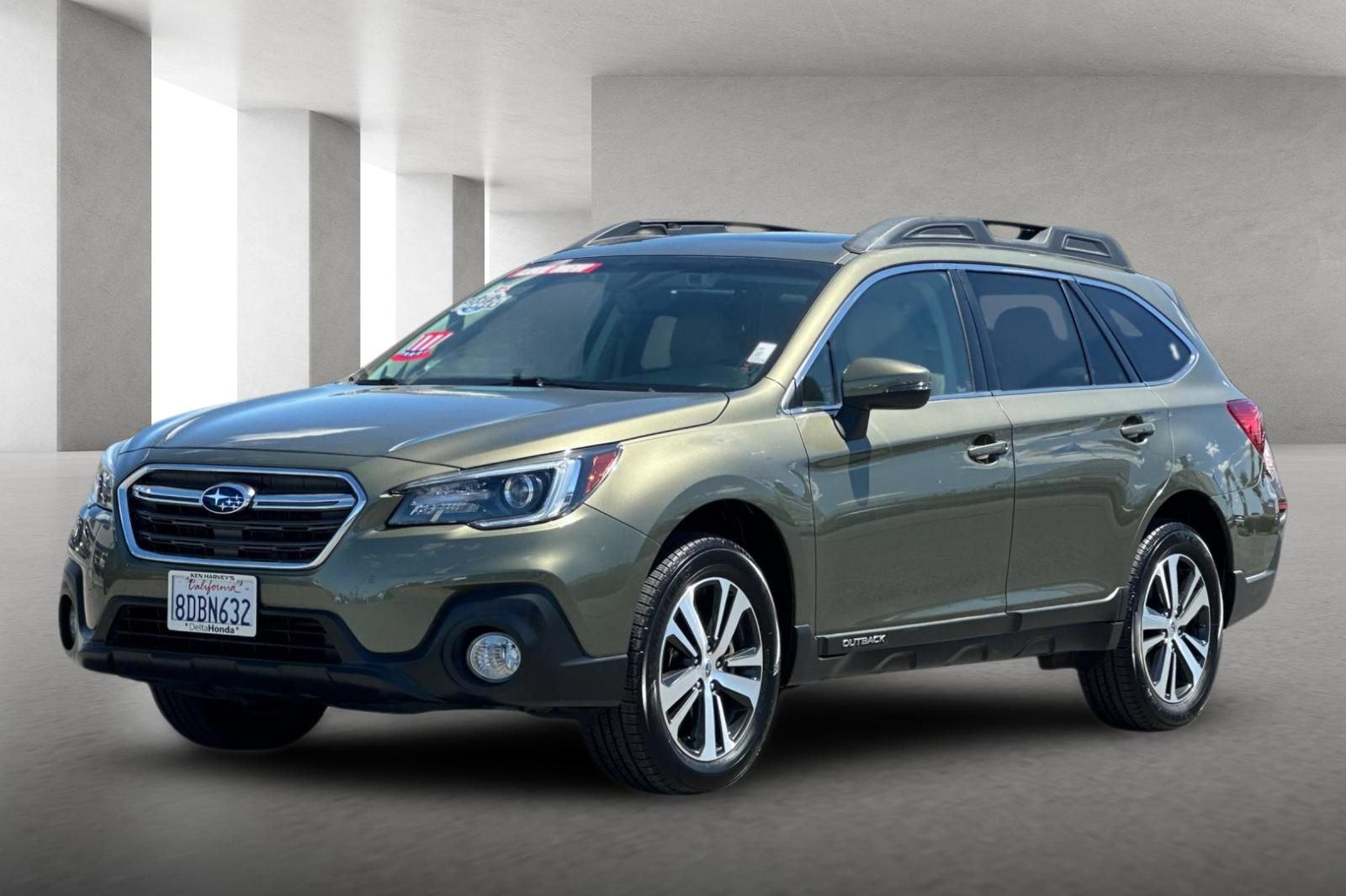 Used 2018 Subaru Outback 2.5i Limited AWD/4WD image 8