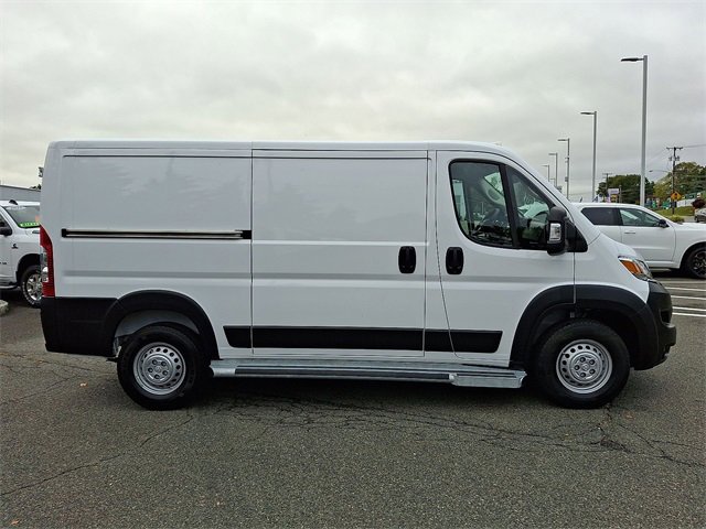 Used 2025 RAM ProMaster 2500 w/ U-Haul Equipment Group image 25