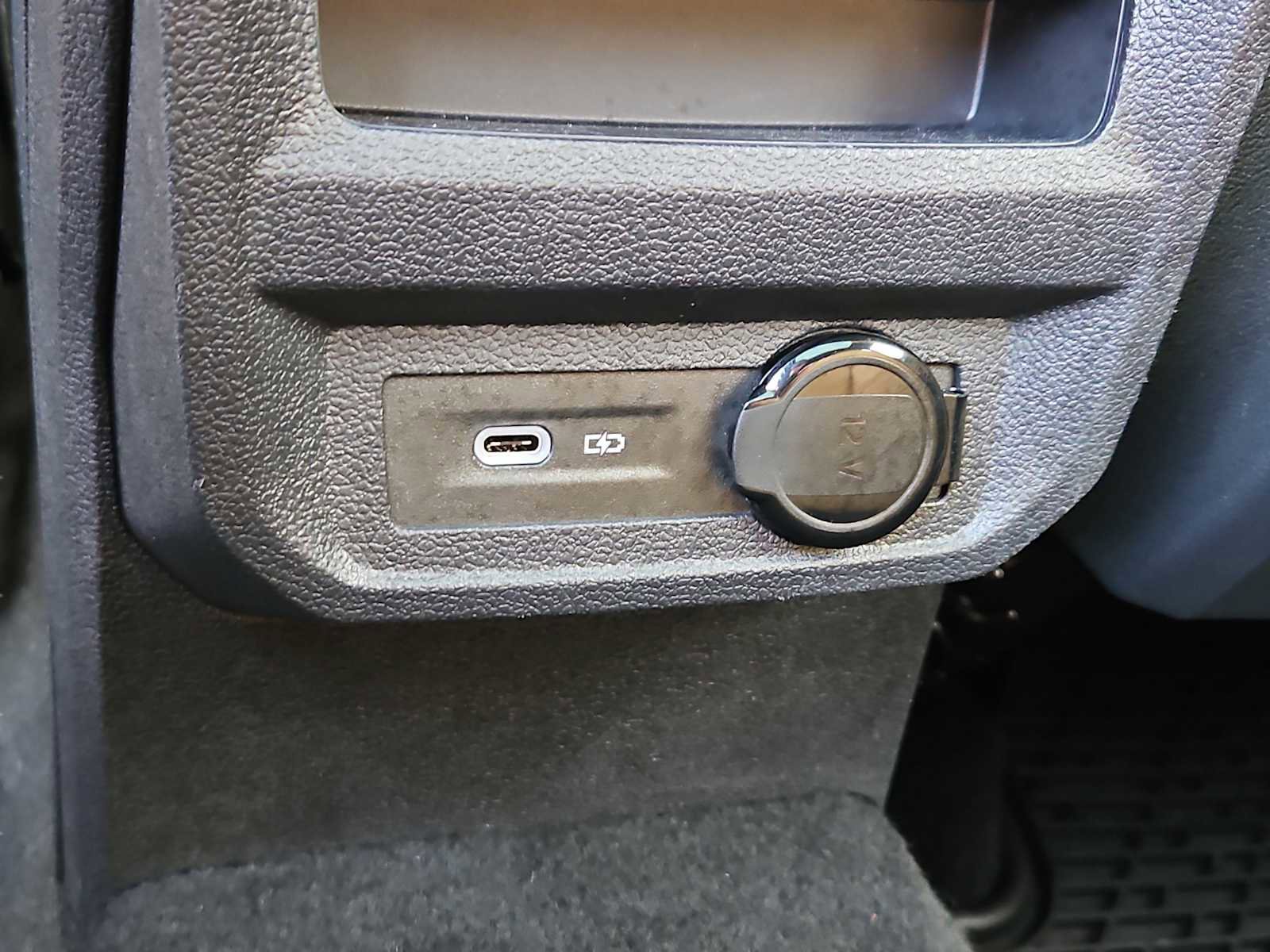 Certified 2023 Volkswagen Tiguan SE w/ Panoramic Sunroof Package image 20