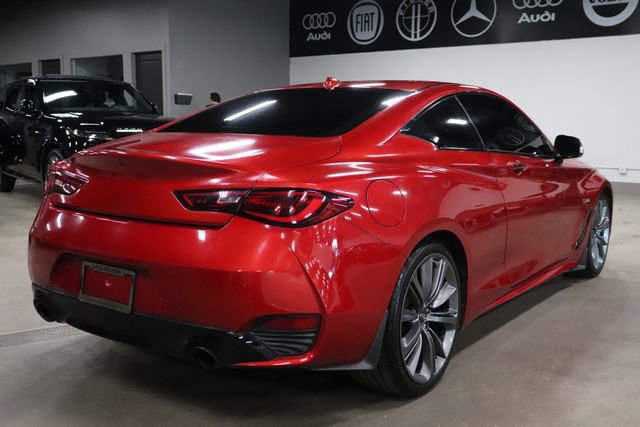 Used 2018 INFINITI Q60 Red Sport 400 w/ Sensory Package 3.0T Sport RWD image 5