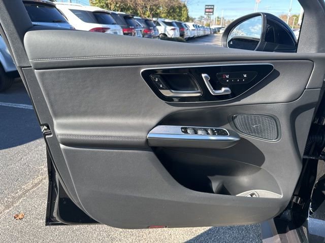 Used 2026 Mercedes-Benz GLC 300 image 19