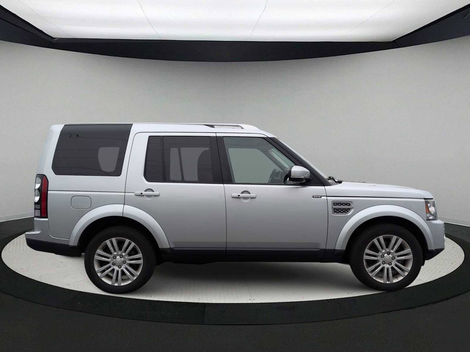 Used 2014 Land Rover LR4 HSE LUX AWD/4WD image 9