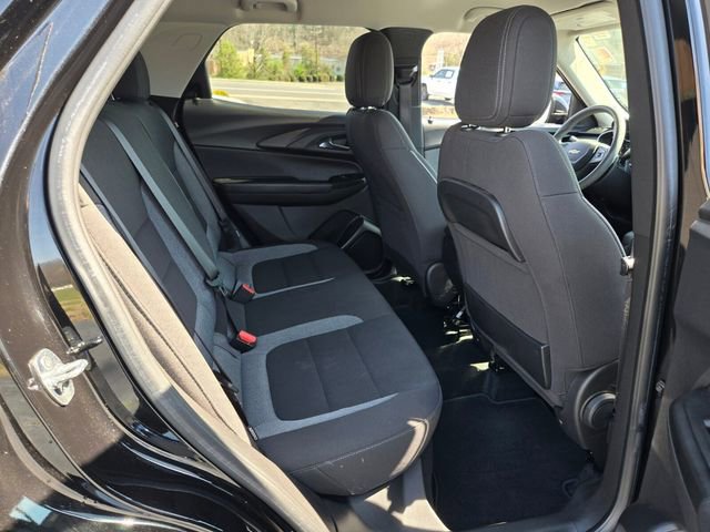 Used 2023 Chevrolet TrailBlazer LT AWD/4WD image 18