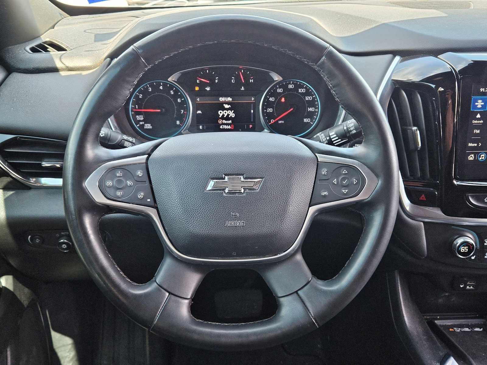 Used 2023 Chevrolet Traverse RS FWD image 13