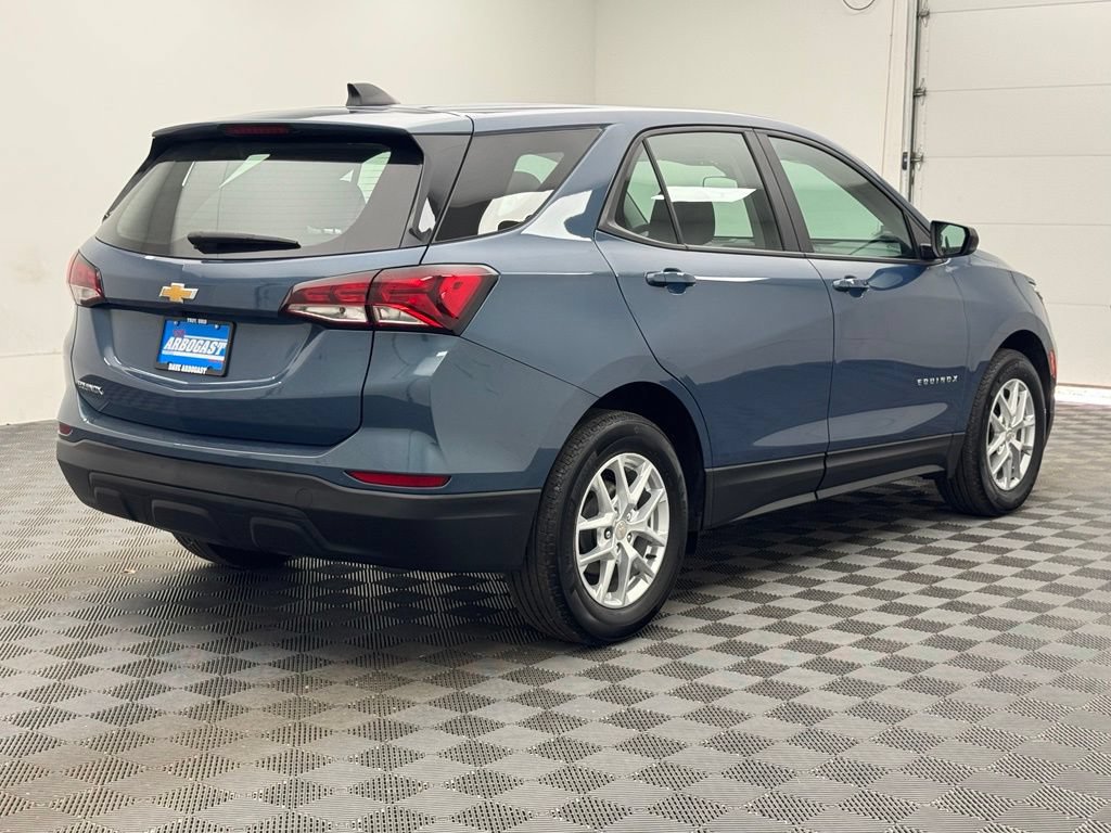 Used 2024 Chevrolet Equinox LS w/ LPO, Floor Liner Package FWD image 6