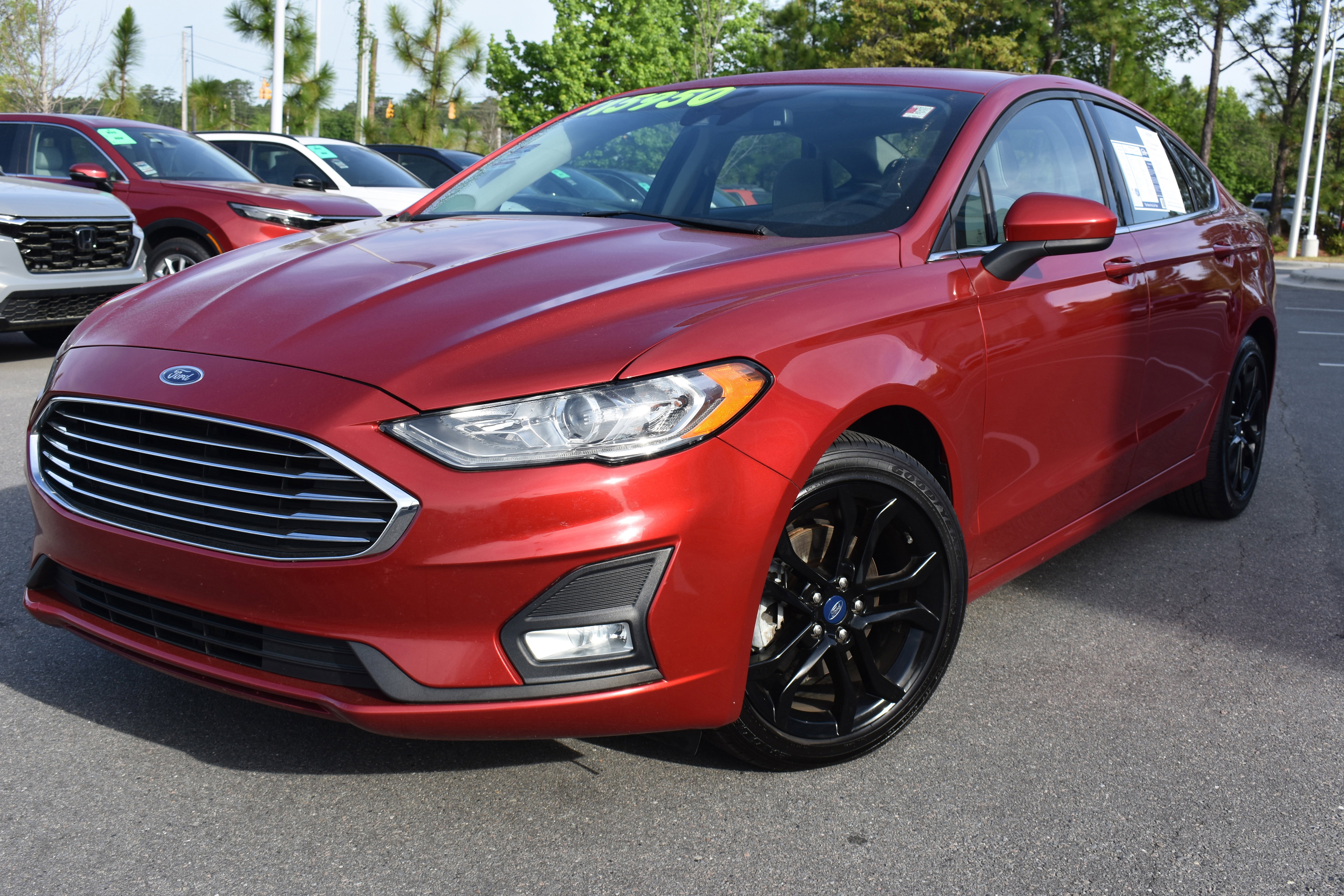 Used 2020 Ford Fusion SE w/ Equipment Group 151A image 5