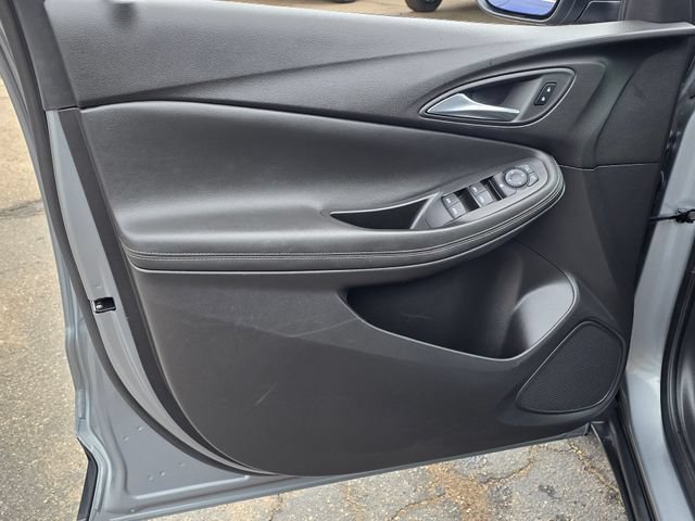 Used 2025 Buick Encore GX Preferred FWD image 18