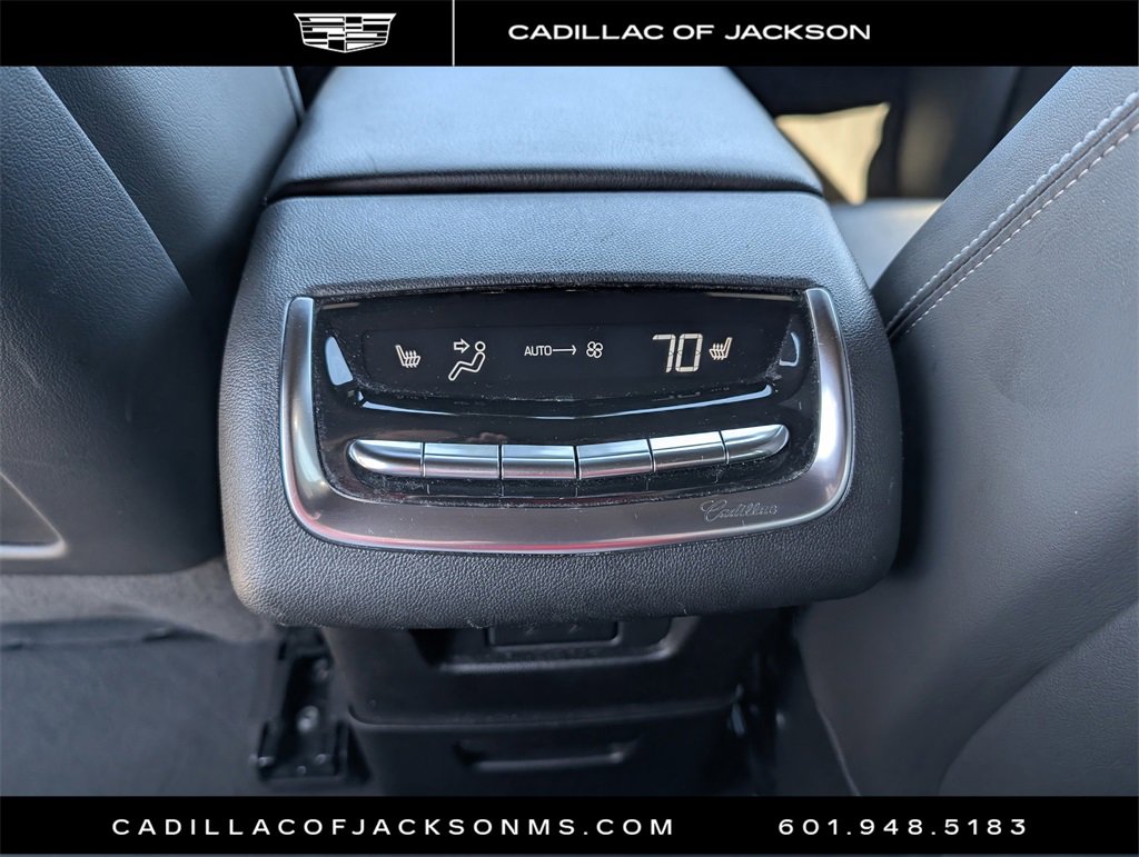 Certified 2023 Cadillac XT6 Premium Luxury image 28