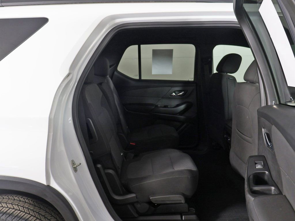 Used 2023 Chevrolet Traverse LT w/ LPO, Floor Liner Package image 36
