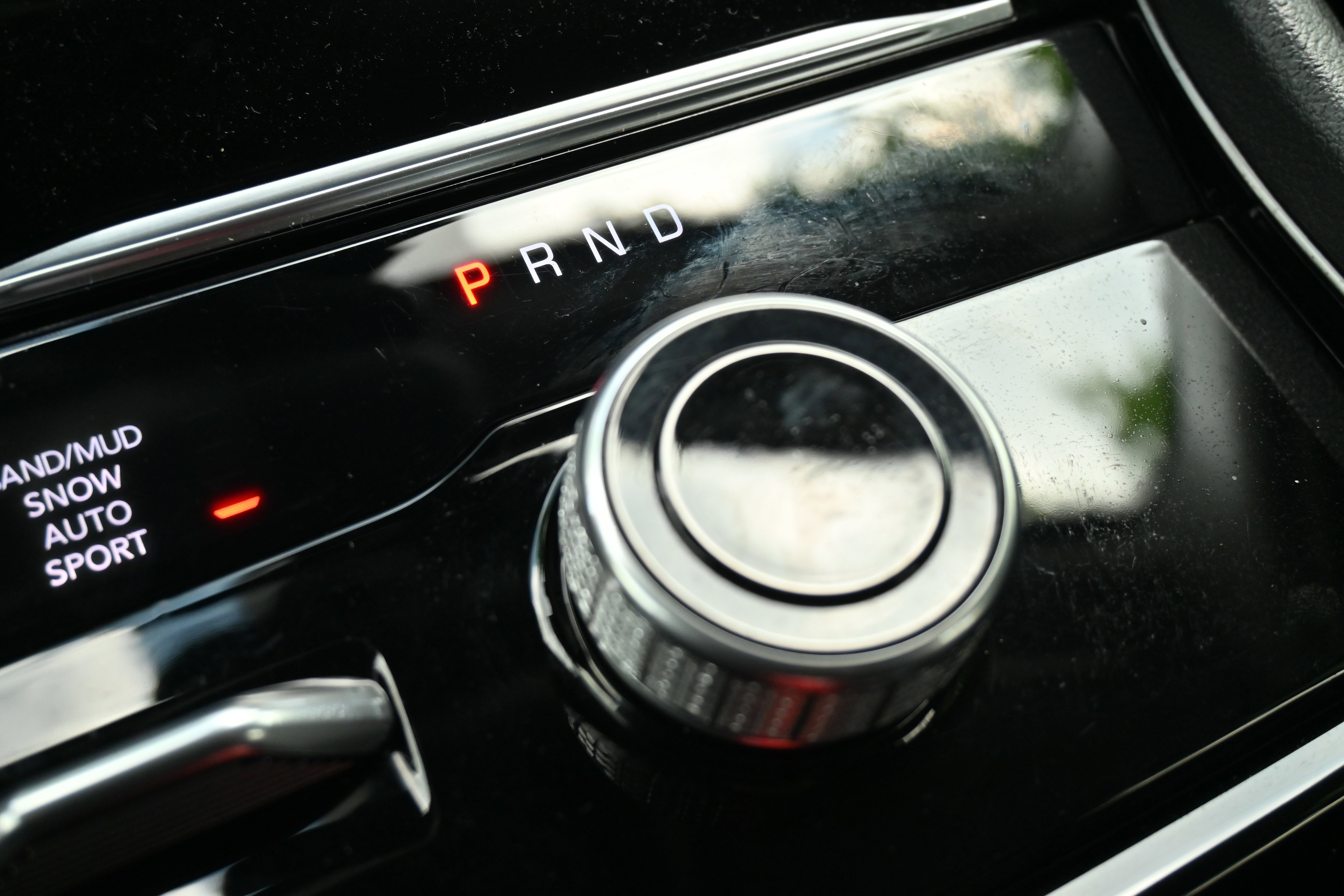 Used 2023 Jeep Grand Cherokee L Limited w/ Luxury Tech Group II AWD/4WD image 25