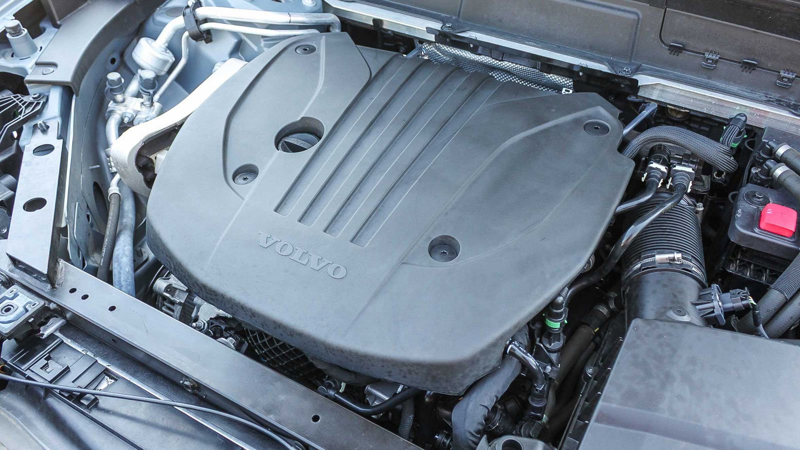 Used 2023 Volvo XC60 B5 Plus w/ Protection Package Premier image 28