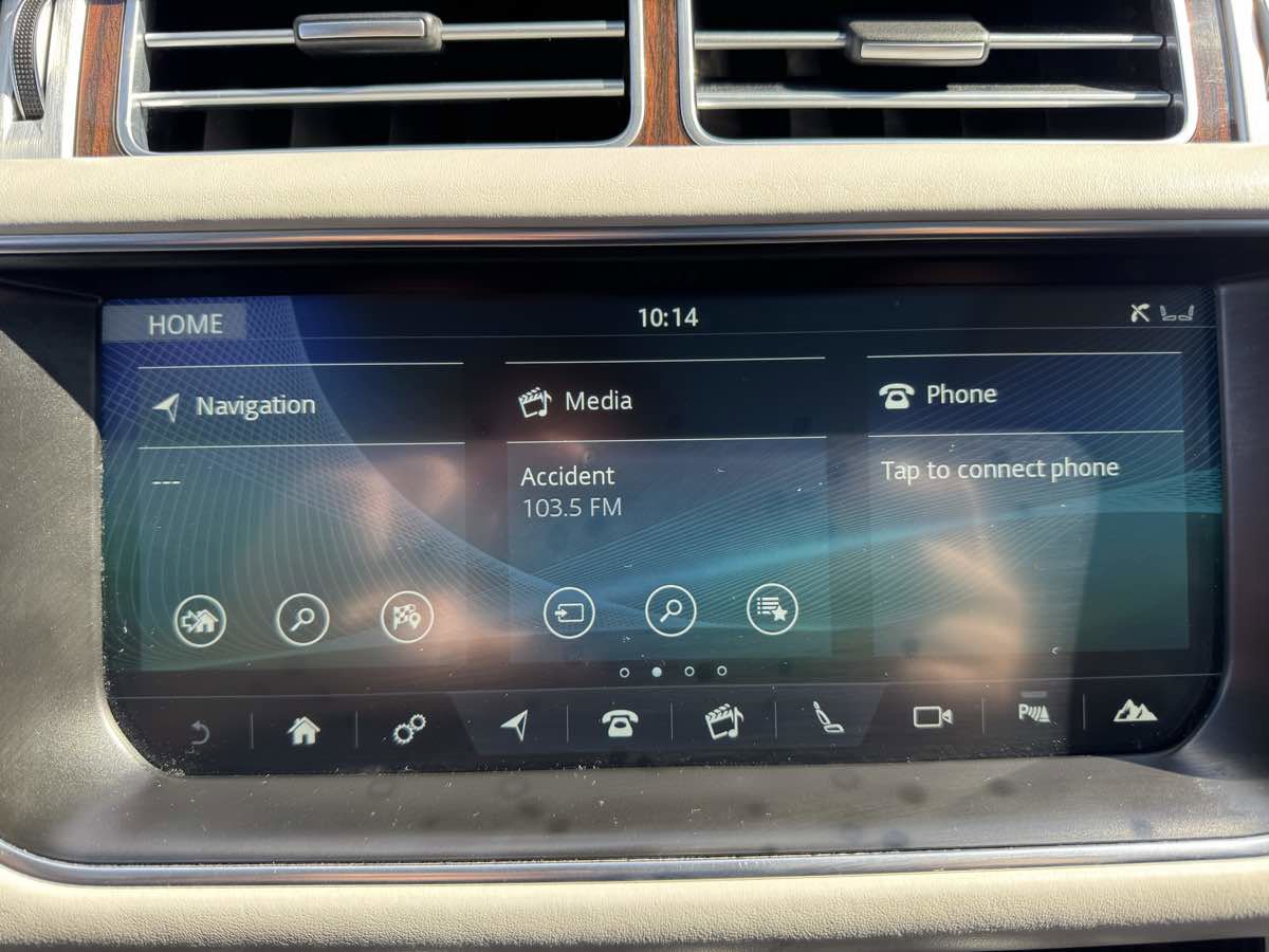 Used 2017 Land Rover Range Rover Supercharged image 16