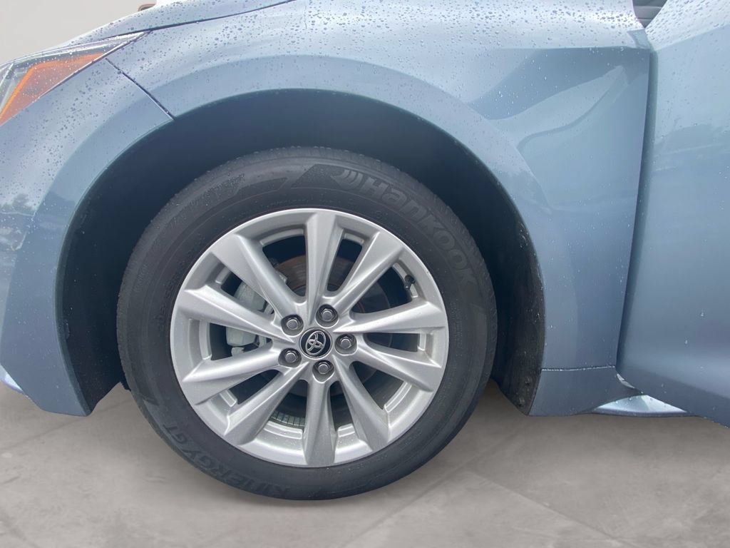 Used 2023 Toyota Corolla LE w/ LE Convenience Package FWD image 14