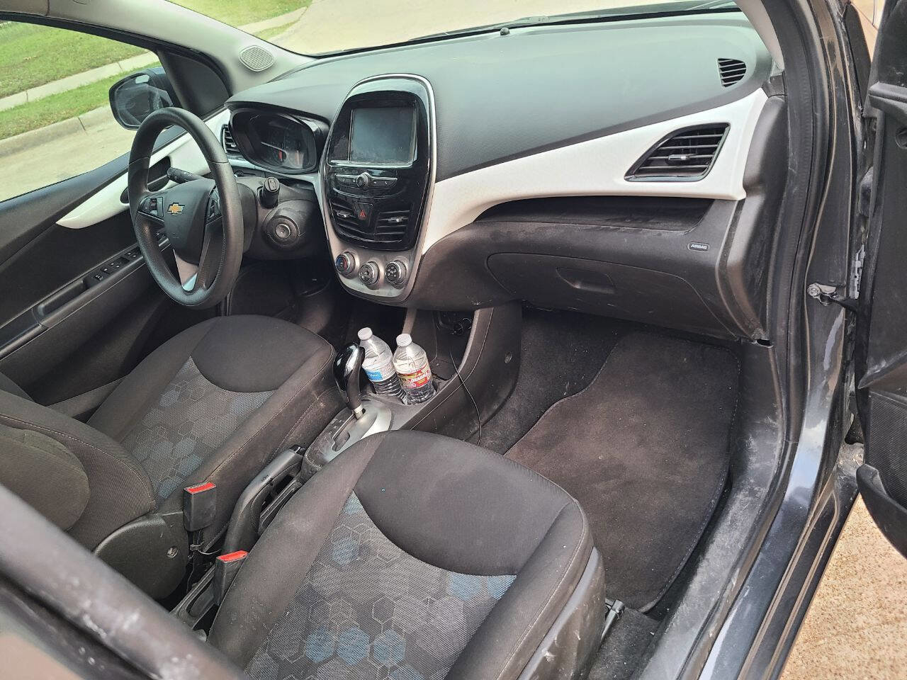 Used 2018 Chevrolet Spark LT image 17